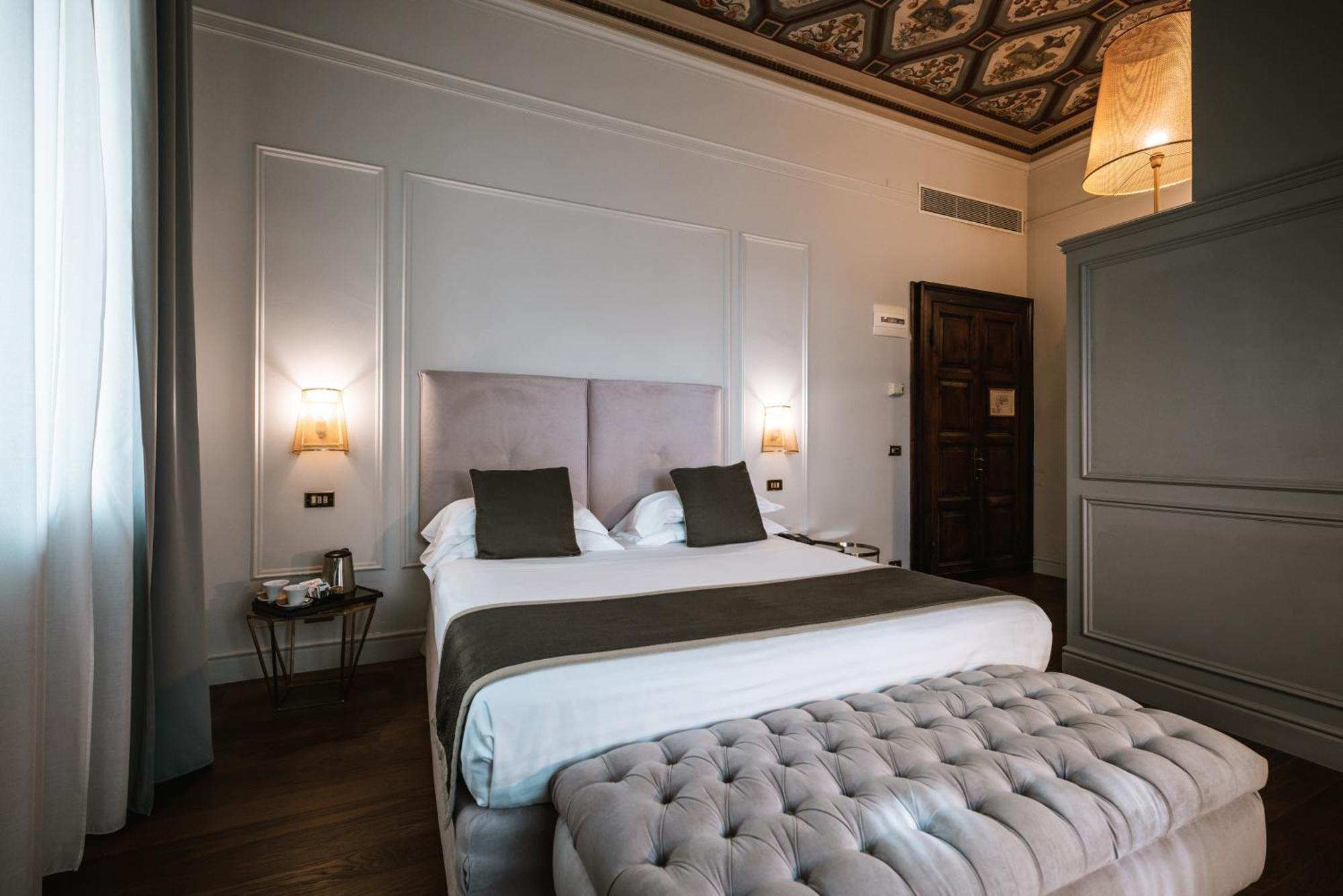 Hotel De La Ville Riccione Zewnętrze zdjęcie