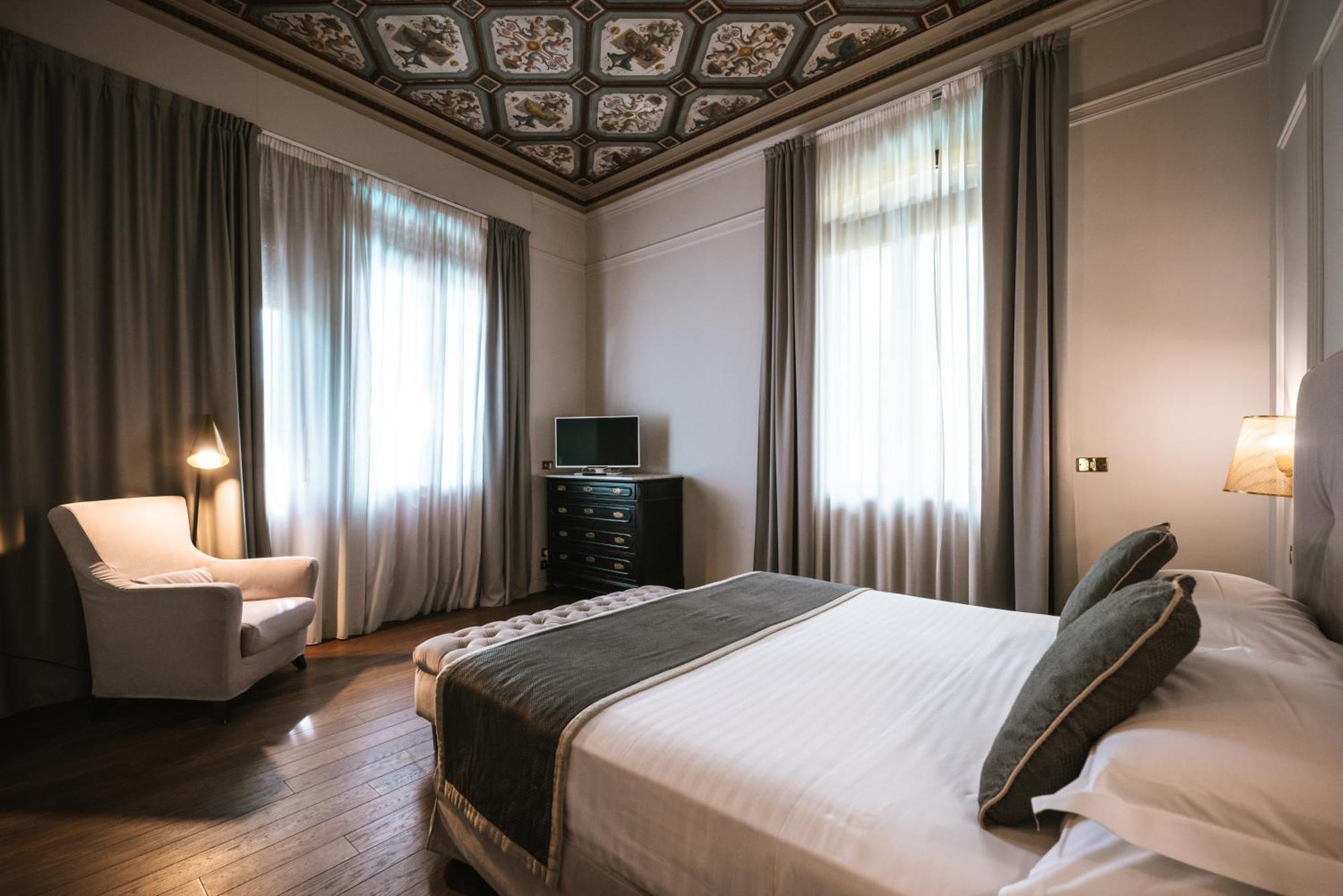 Hotel De La Ville Riccione Zewnętrze zdjęcie