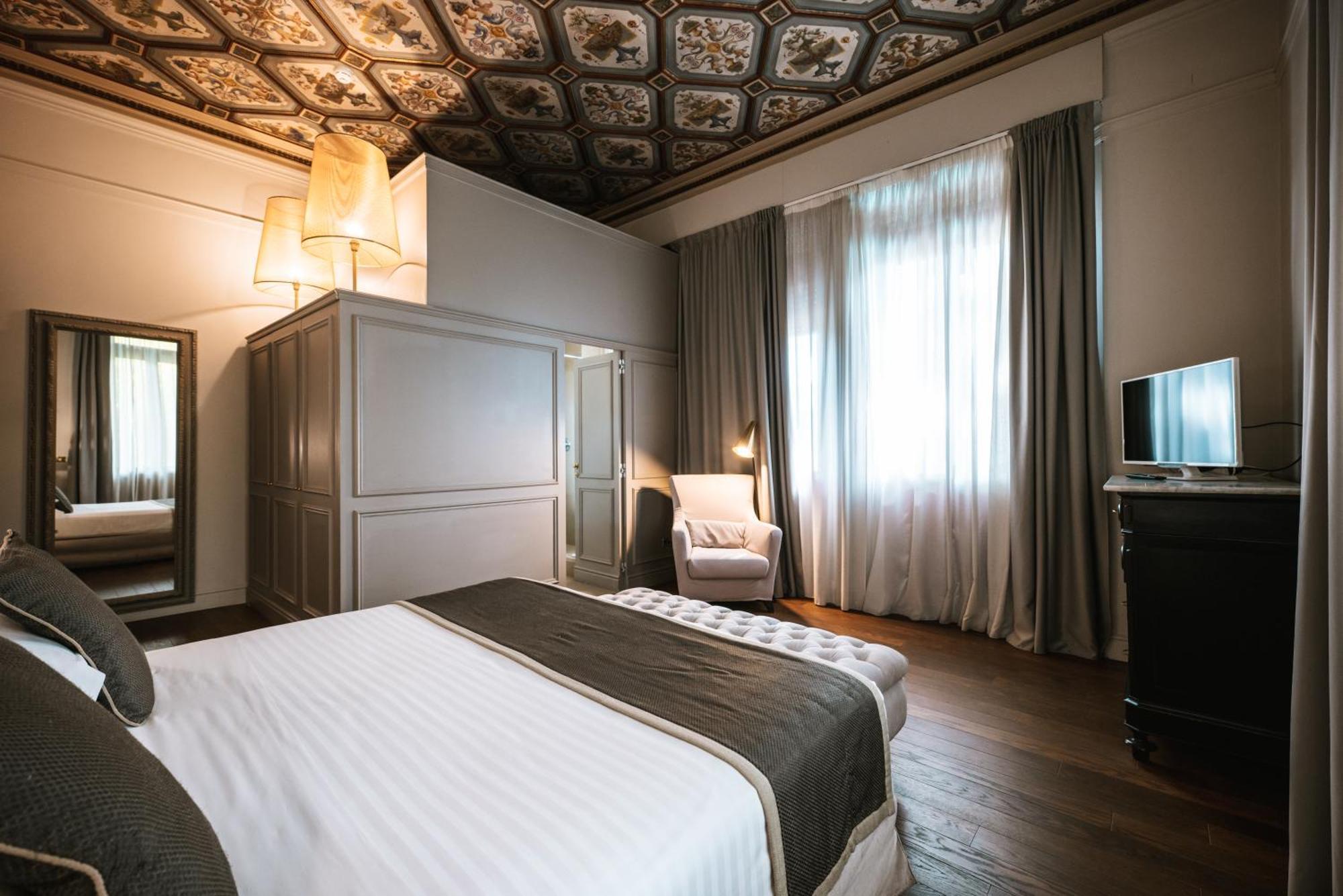 Hotel De La Ville Riccione Zewnętrze zdjęcie
